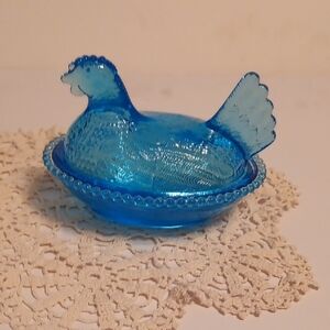 Vintage Inspired ( Indiana Glass Mold) Blue Plastic Hen On Nest Dish